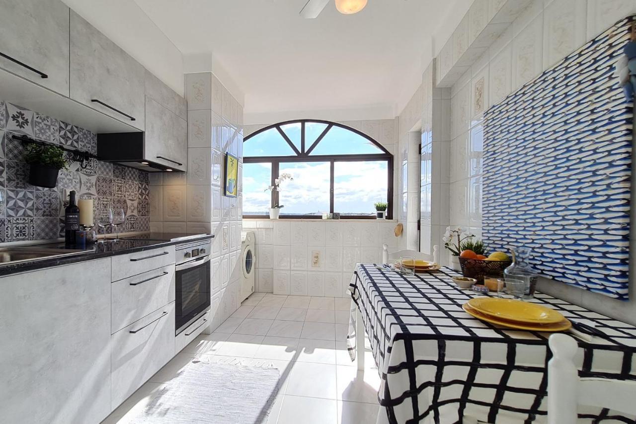 Sunny Apart W Balcony In Algarve By Lovelystay Ferragudo  Exterior photo